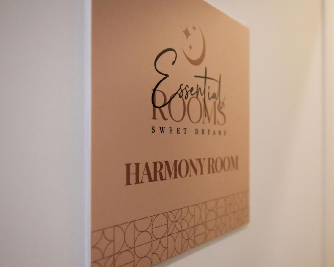 Essential Rooms กัมโปบัสโซ ภายนอก รูปภาพ